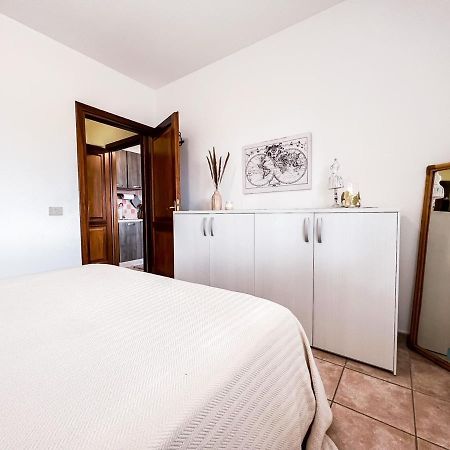 Atene 12 Olbia Exterior foto